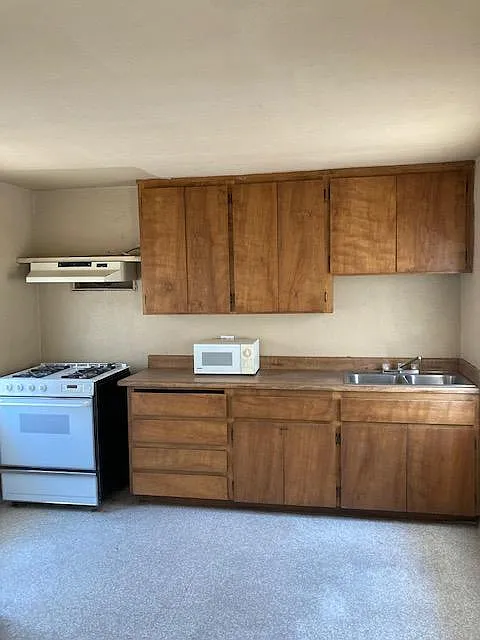 15281 W Belmont Ave — Photo 2