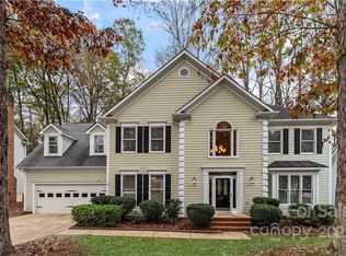 8713 New Oak Ln, Huntersville, NC 28078