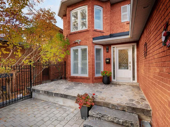 70 Bellona St, Vaughan, ON L4L 6R4