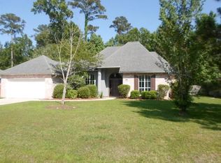 127 Carmel Dr, Mandeville, LA 70448