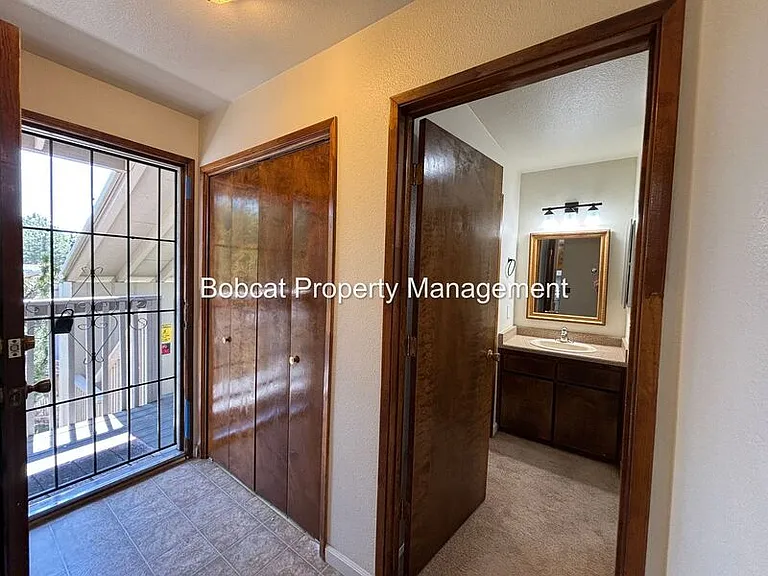 1516 South Ct #E — Photo 2