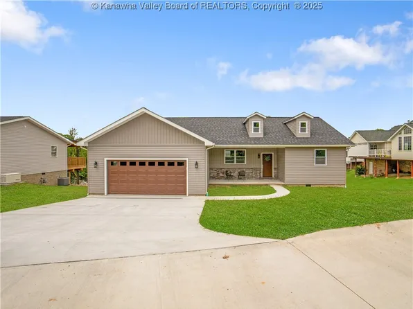 175 Precious Dr, Hurricane, WV 25526