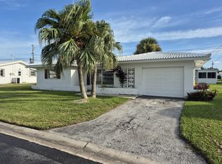 14140 88th Ave, Seminole, FL 33776