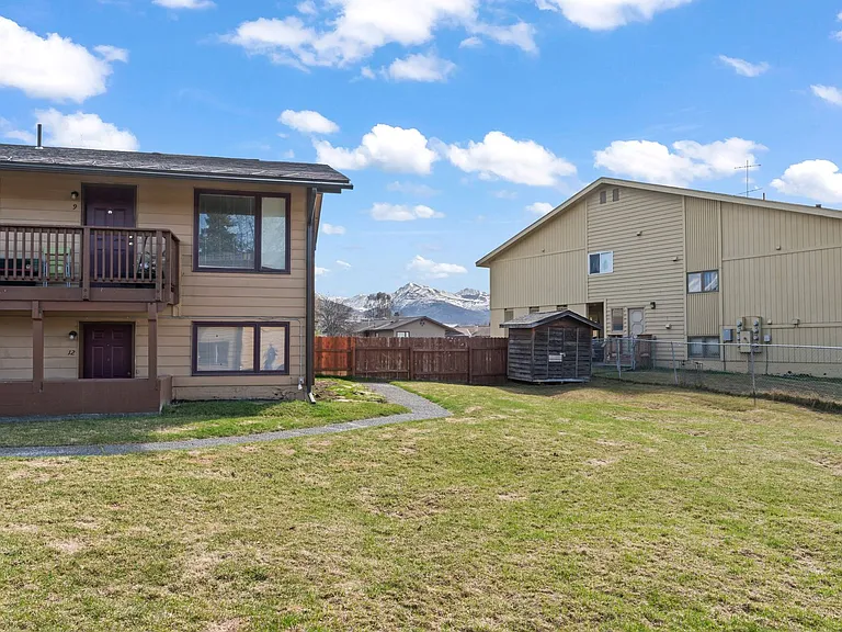 5310 Lionheart Dr — Photo 15