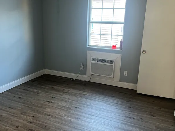 204 N. Warren (Green Acres)