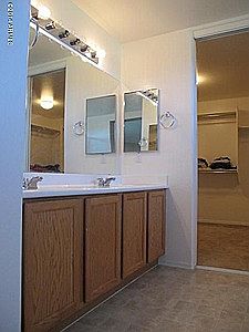 2nd image of 1253 W Pinkley Ave