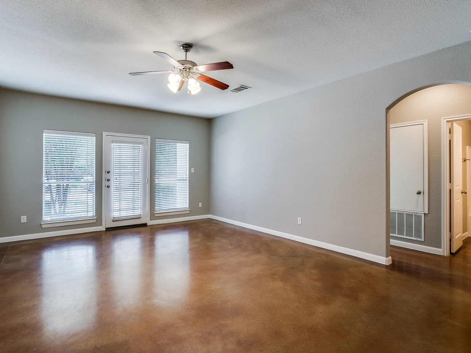 Walk to TCU! Rental home. 4-bedroom property. 3123 Waits 101 Living Area View B. Must see!