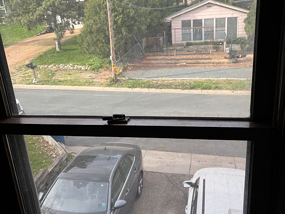 5th image of 4437 Radnor Rd