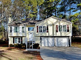 200 Deer Walk Dr, Winder, GA 30680