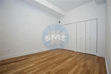 Rented by Space Marketing Shop