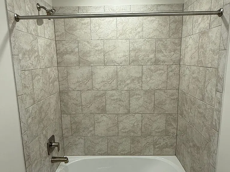 2102 Winterberry Ln — Photo 15