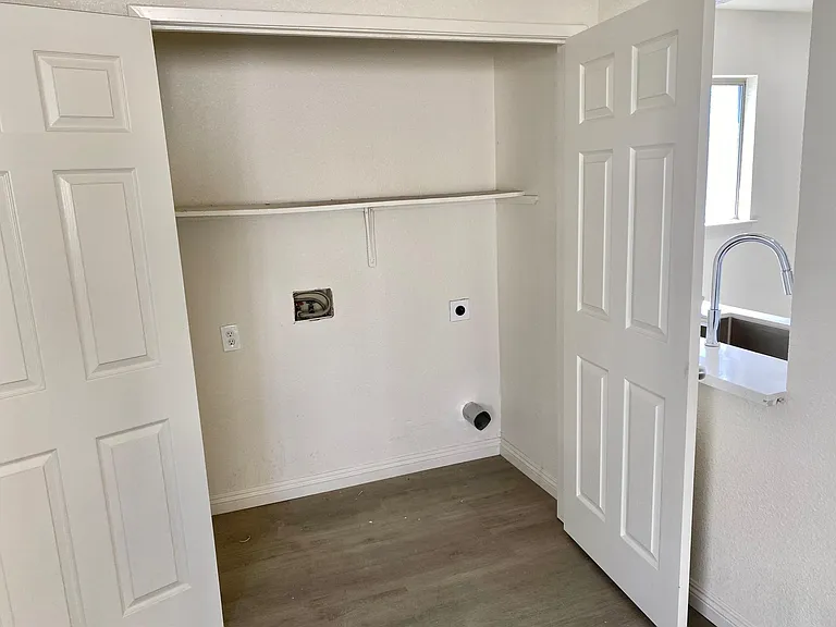 3223 W Clinton Ave #101 — Photo 7