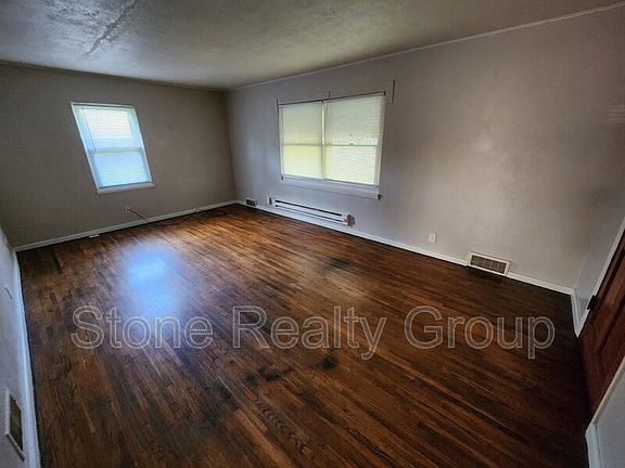 2nd image of 1799 N Main St