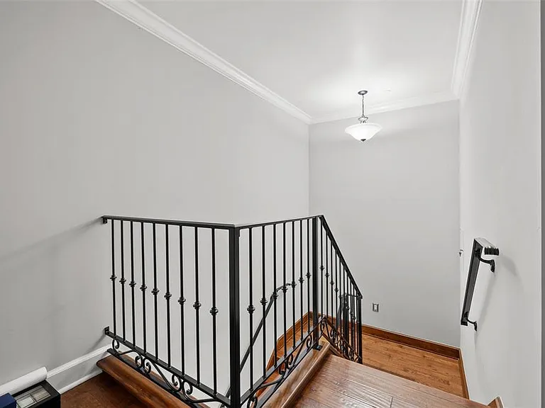 300 Beach Dr NE #305 — Photo 15