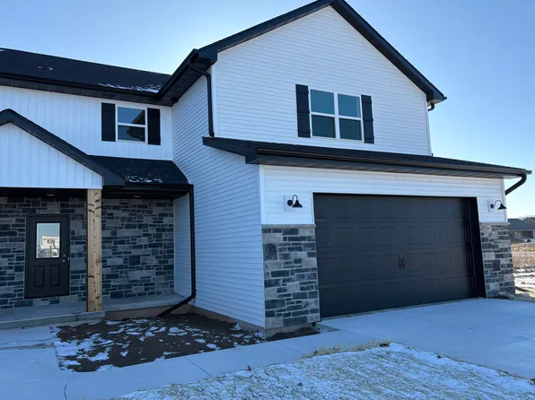 2603 Saint Thomas Ln #2, Neenah, WI 54956