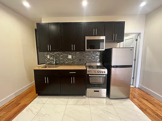 Rented by MADEHOME | media 5