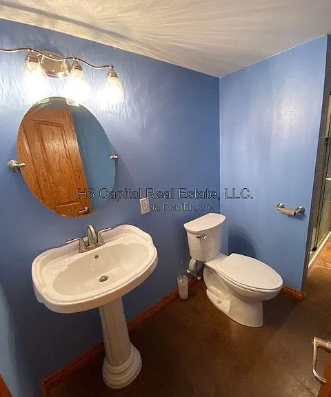 2209 Tigers Way — Photo 38