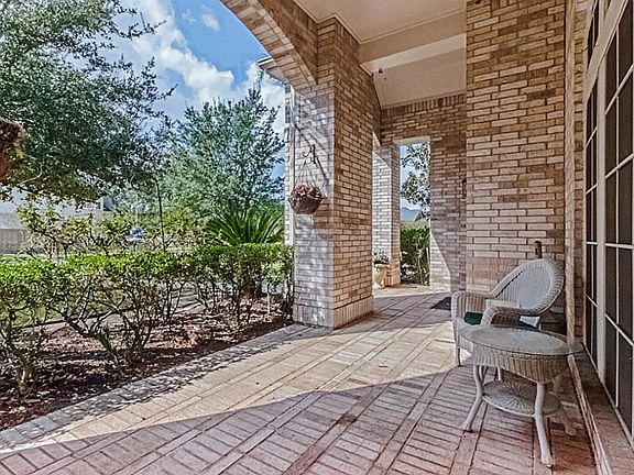 3rd image of 12614 Wildwood Bend Ln