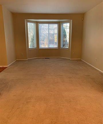 4th image of 4755 Rushford Pl
