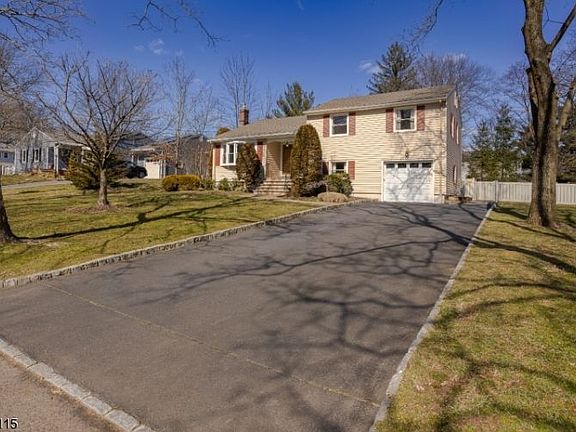 3rd image of 1261 Christine Cir