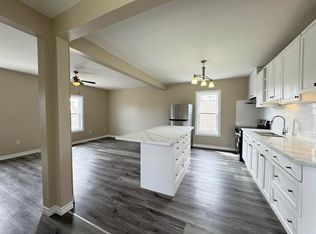 28 Park St #2, Welland, ON L3B4M2