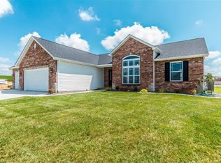 1305 Coleridge Ct, O'Fallon, IL 62269