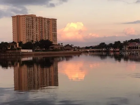 4900 Brittany Dr S APT 214, Saint Petersburg, FL 33715