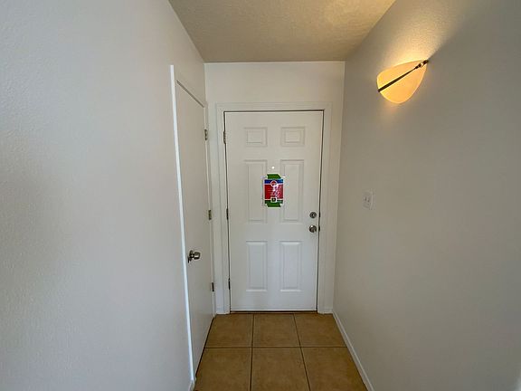 4th image of 10516 Sorrento Dr NW