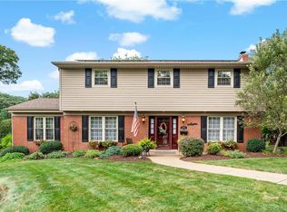 346 Dutch Ln, Pittsburgh, PA 15236