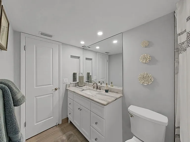 2620 Cove Cay Dr #403 — Photo 26