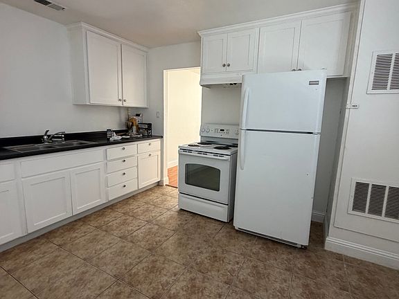 2nd image of 1856 Grove Ave #1856