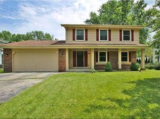 5113 Briarwood Ln, Racine, WI 53402