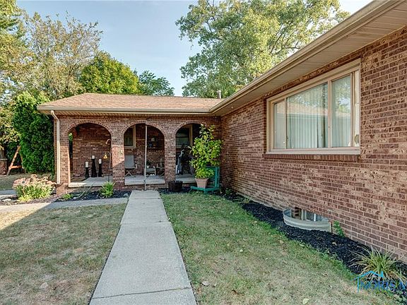 4th image of 25664 Apex Ln
