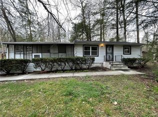 1 Lake Dr, Wurtsboro, NY 12790