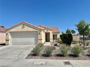 992 Country Back Rd, Las Vegas, NV 89123