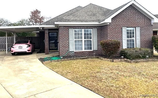 6963 Sandfield Dr — Photo 1