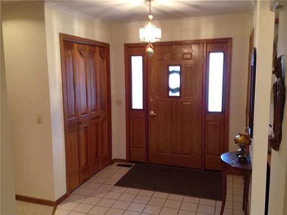 4th image of 71 Brewster Dr