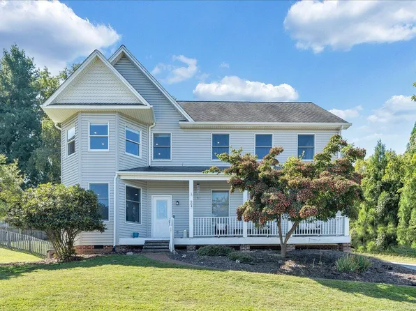 604 Gigi Dr, Blacksburg, VA 24060