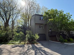 259 Summit Ridge Dr, Nashville, TN 37215