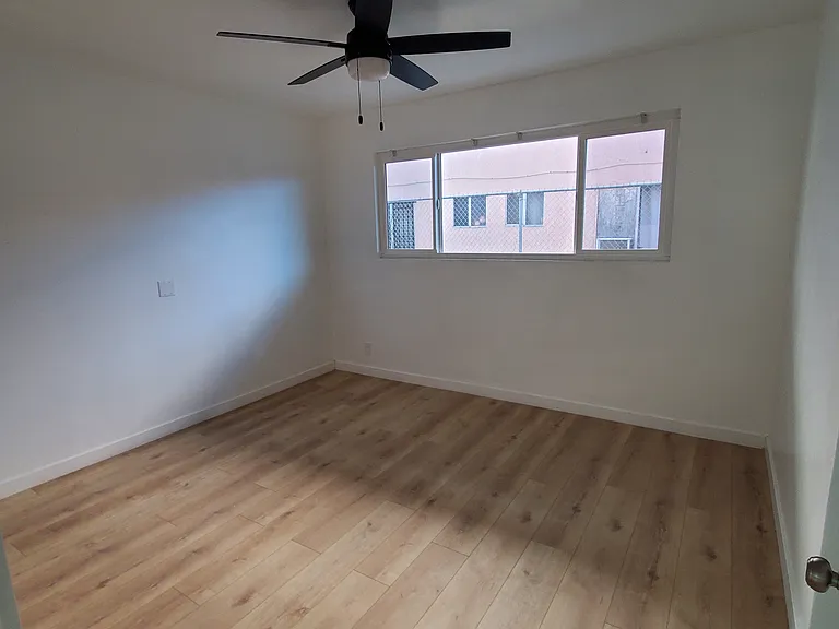 7119 Mountain View Ave #E — Photo 17