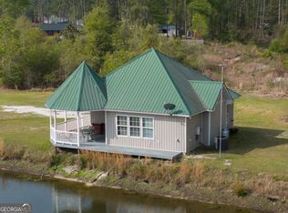 84 Satilla Church Rd, Baxley, GA 31513