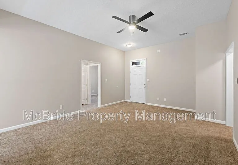 2908 Carey Ct — Photo 14