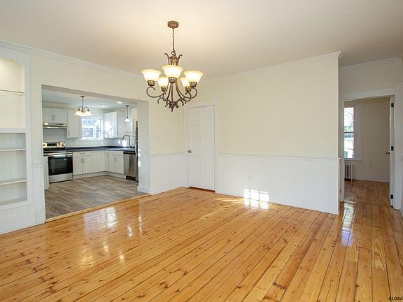 5th image of 111 Euclid Ave