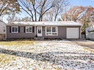 7120 Santa Fe Dr, Overland Park, KS 66204