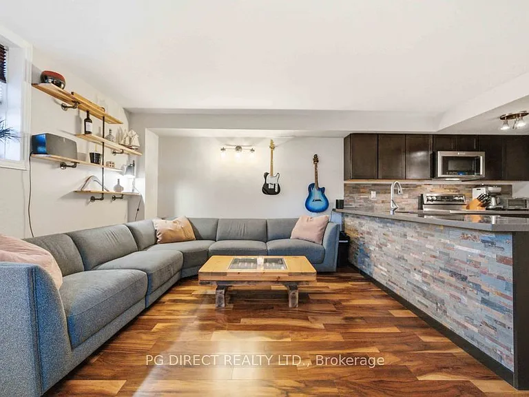 1901 Dundas St E #A-82A — Photo 8