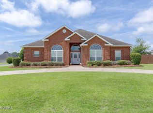 205 Stablegate Ln, Bonaire, GA 31005