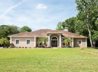 11026 Lakeview Dr, New Port Richey, FL 34654