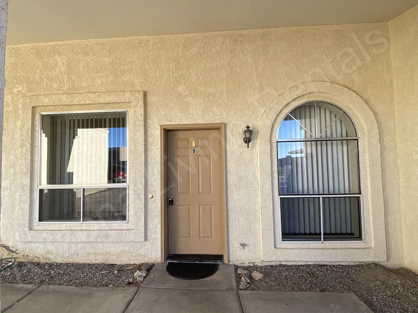 LOST3680 — Photo 3