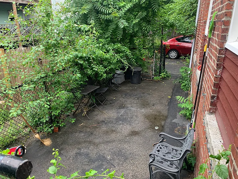 32 Holmes St #32 — Photo 10