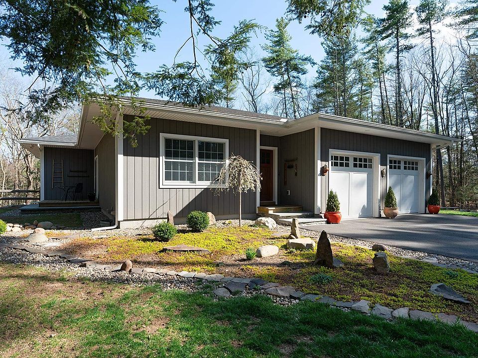 11 Raybrook Dr, Woodstock, NY 12498 Zillow